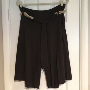 NWOT Theory Capris